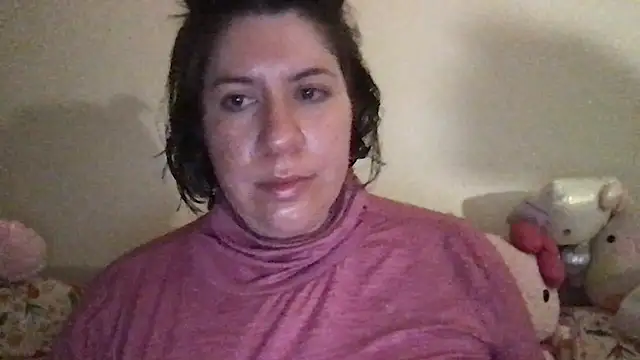 Snapshot of HYPHYtype chatting on 02-11-26, 05:23 HYPHYtype online show from 02-11-26, 05:23