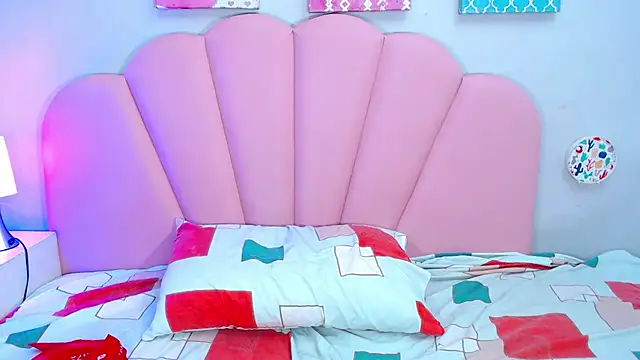 TehaniBrown online show from 12-11-24, 12:33