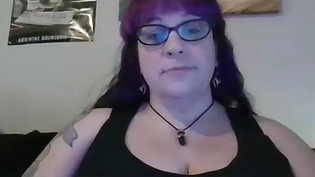 GothyBaby online show from 10-18-25, 10:32