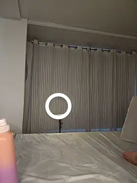 Snapshot of Lucy_Marin chatting on 02-26-26, 03:11 Lucy Marin online show from 02-26-26, 03:11