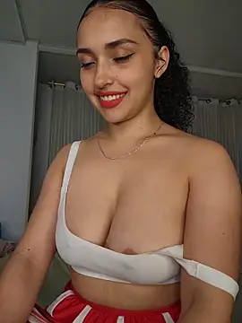 Snapshot of Lucy_Marin chatting on 03-03-26, 01:06 Lucy Marin online show from 03-03-26, 01:06