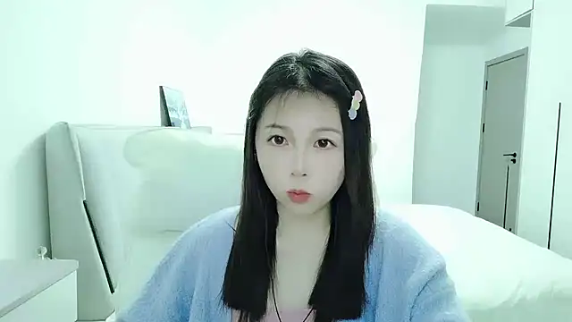 Snapshot of Sunset_glow chatting on 12-23-25, 03:04 Sunset glow online show from 12-23-25, 03:04