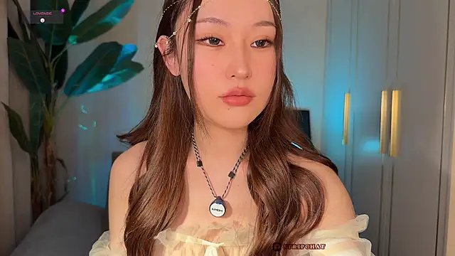 sphynx- - online show from 01-17-26, 11:37