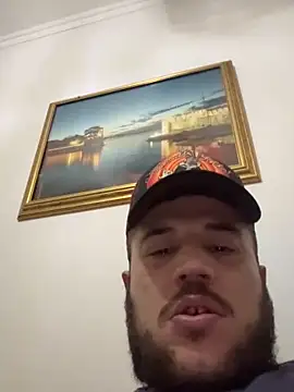 Snapshot of 1Aleks13 chatting on 10-28-25, 12:58 1Aleks13 online show from 10-28-25, 12:58