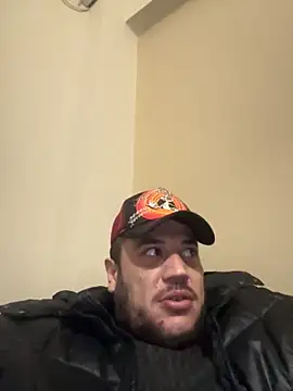 Snapshot of 1Aleks13 chatting on 11-14-25, 07:23 1Aleks13 online show from 11-14-25, 07:23