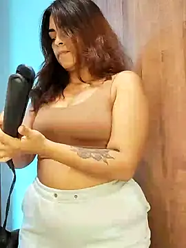 Snapshot of Ivanna2 chatting on 02-03-25, 04:41 Ivanna2 online show from 02-03-25, 04:41