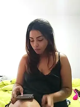 Snapshot of Ivanna2 chatting on 02-27-25, 02:10 Ivanna2 online show from 02-27-25, 02:10