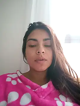 Snapshot of Ivanna2 chatting on 09-28-25, 11:37 Ivanna2 online show from 09-28-25, 11:37