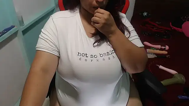 NatalySexxxMilk online show from 11-18-25, 07:29