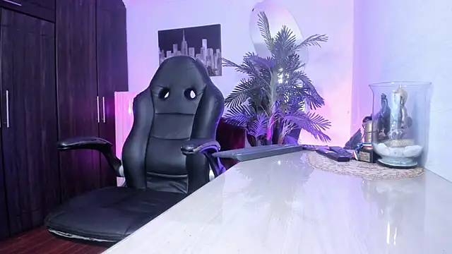 Snapshot of Amaia_Bushida chatting on 02-14-26, 02:19 Amaia Bushida online show from 02-14-26, 02:19