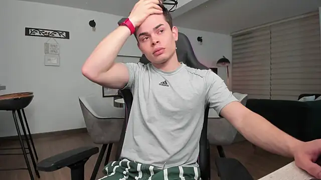 alejooo twink online show from 02-28-25, 02:20