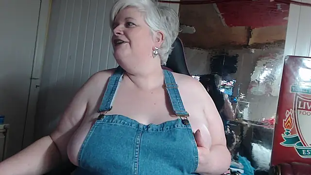 Snapshot of sexychazza16 chatting on 12-09-24, 07:50 sexychazza16 online show from 12-09-24, 07:50