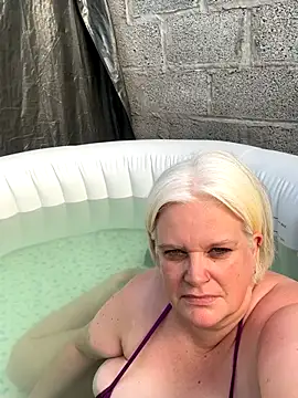 Snapshot of sexychazza16 chatting on 11-01-25, 10:06 sexychazza16 online show from 11-01-25, 10:06