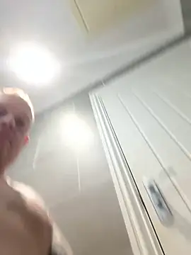 Dannyboy1430 online show from 10-24-25, 06:48