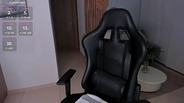 AnnieHallX online show from 11-05-25, 12:10