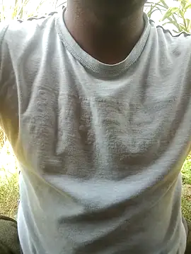 FinableKnee online show from 10-11-25, 04:22