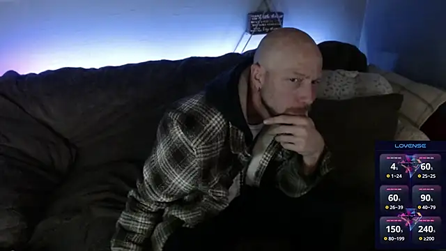 MaxRouger online show from 11-02-25, 06:49