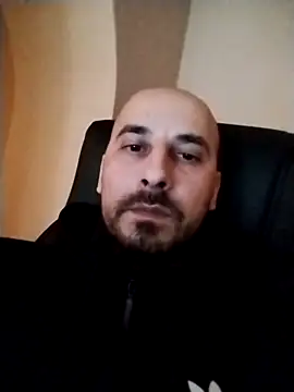 Snapshot of WyzzzXxX chatting on 02-02-25, 01:30 WyzzzXxX online show from 02-02-25, 01:30