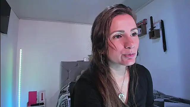 vanessabrown  online show from 03-20-26, 12:15