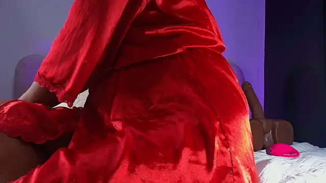 Snapshot of sofi_decker chatting on 11-12-25, 12:27 sofi decker online show from 11-12-25, 12:27