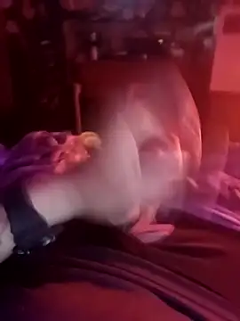 Snapshot of MrDaRkO_420 chatting on 11-16-25, 10:48 MrDaRkO 420 online show from 11-16-25, 10:48