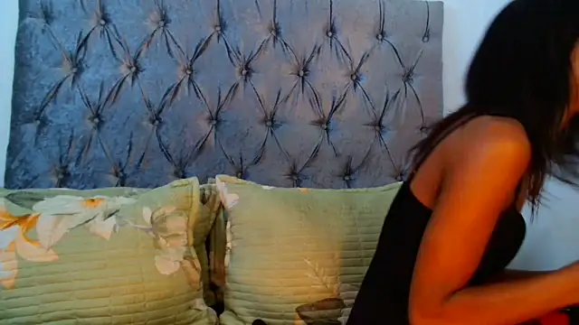 Snapshot of AvaOcean chatting on 02-20-25, 06:46 AvaOcean online show from 02-20-25, 06:46