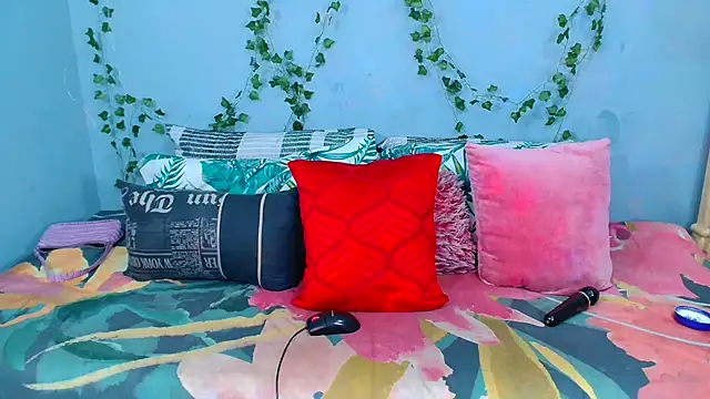 Snapshot of AvaOcean chatting on 11-09-25, 11:58 AvaOcean online show from 11-09-25, 11:58