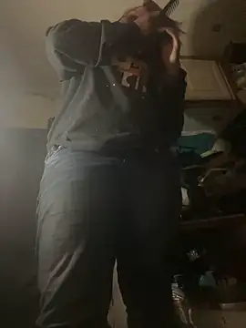 Snapshot of 1-800-FUCKYOU chatting on 12-11-24, 05:00 1-800-FUCKYOU online show from 12-11-24, 05:00