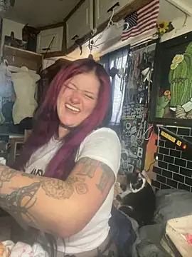 Snapshot of 1-800-FUCKYOU chatting on 12-20-24, 08:34 1-800-FUCKYOU online show from 12-20-24, 08:34