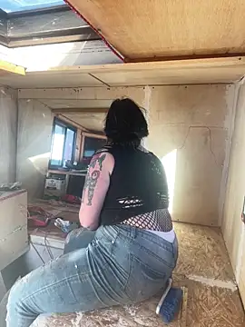 Snapshot of 1-800-FUCKYOU chatting on 03-10-25, 11:38 1-800-FUCKYOU online show from 03-10-25, 11:38