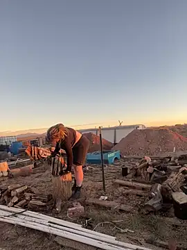 Snapshot of 1-800-FUCKYOU chatting on 11-09-25, 12:20 1-800-FUCKYOU online show from 11-09-25, 12:20