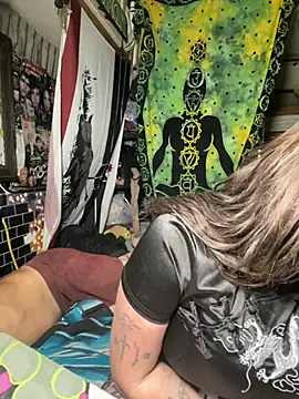 Snapshot of 1-800-FUCKYOU chatting on 03-23-26, 07:23 1-800-FUCKYOU online show from 03-23-26, 07:23