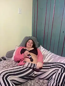 CamilaLovexoxo online show from 12-18-24, 12:10