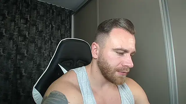 Snapshot of Thori92 chatting on 12-06-24, 07:01 Thori92 online show from 12-06-24, 07:01