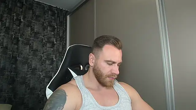 Snapshot of Thori92 chatting on 12-09-24, 07:39 Thori92 online show from 12-09-24, 07:39