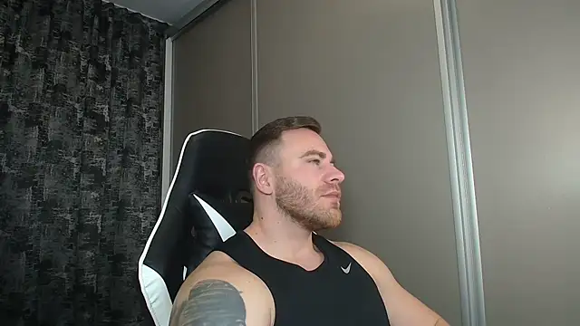 Snapshot of Thori92 chatting on 01-13-25, 07:42 Thori92 online show from 01-13-25, 07:42