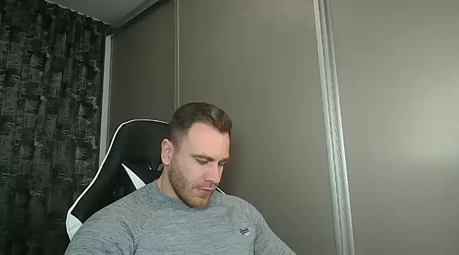 Snapshot of Thori92 chatting on 02-01-25, 01:51 Thori92 online show from 02-01-25, 01:51