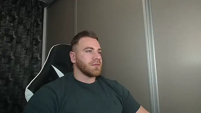 Snapshot of Thori92 chatting on 02-26-25, 08:54 Thori92 online show from 02-26-25, 08:54