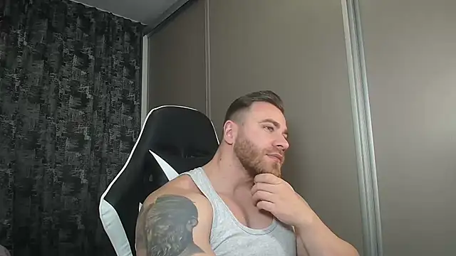 Snapshot of Thori92 chatting on 03-03-25, 05:18 Thori92 online show from 03-03-25, 05:18