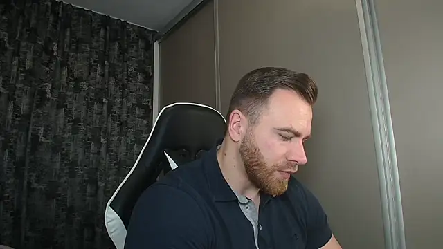 Snapshot of Thori92 chatting on 03-08-25, 06:16 Thori92 online show from 03-08-25, 06:16