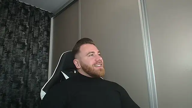 Snapshot of Thori92 chatting on 03-18-25, 06:15 Thori92 online show from 03-18-25, 06:15