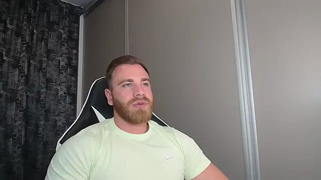 Snapshot of Thori92 chatting on 09-08-25, 05:56 Thori92 online show from 09-08-25, 05:56