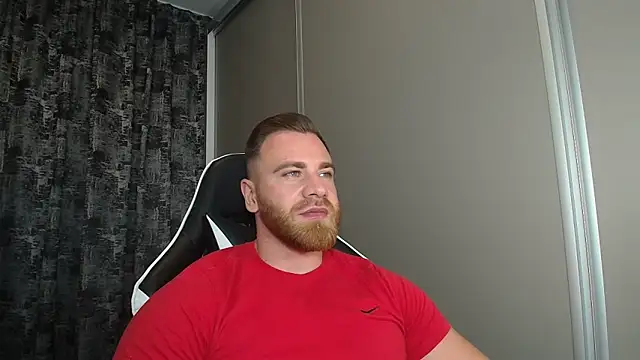 Snapshot of Thori92 chatting on 09-12-25, 05:02 Thori92 online show from 09-12-25, 05:02