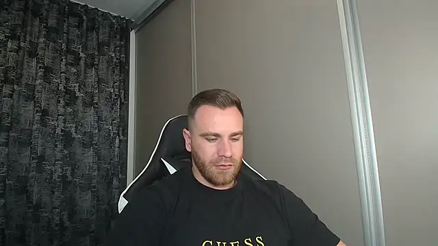 Snapshot of Thori92 chatting on 10-23-25, 06:50 Thori92 online show from 10-23-25, 06:50