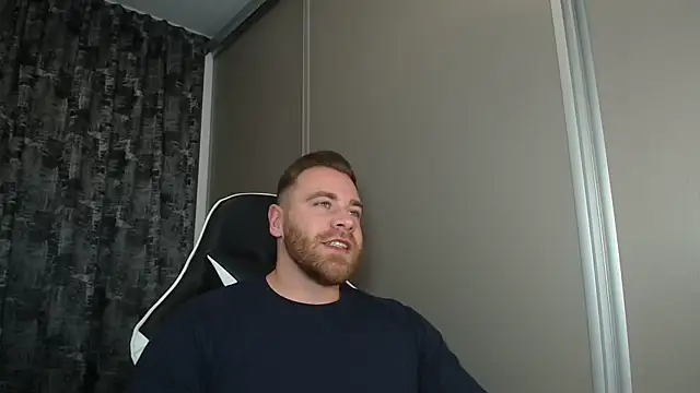 Snapshot of Thori92 chatting on 10-26-25, 04:57 Thori92 online show from 10-26-25, 04:57