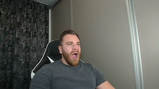 Snapshot of Thori92 chatting on 11-02-25, 05:37 Thori92 online show from 11-02-25, 05:37