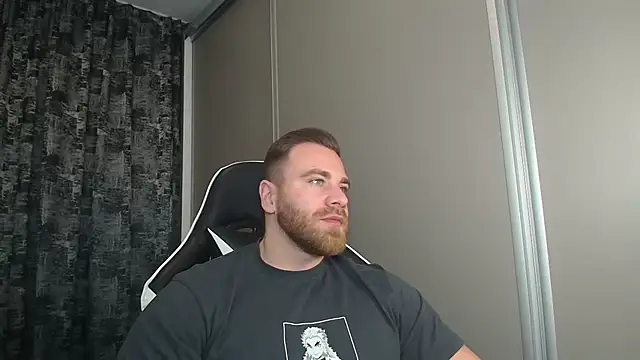 Snapshot of Thori92 chatting on 11-13-25, 06:40 Thori92 online show from 11-13-25, 06:40