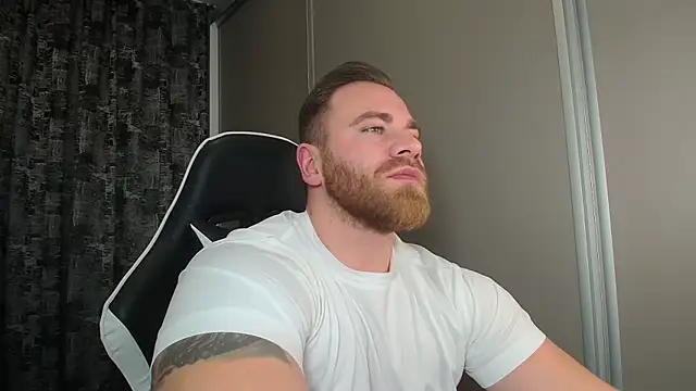 Snapshot of Thori92 chatting on 11-30-25, 09:19 Thori92 online show from 11-30-25, 09:19