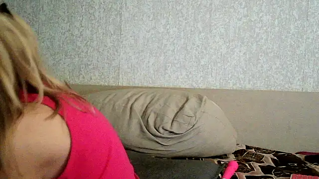 ValeriaLight online show from 10-28-25, 03:10