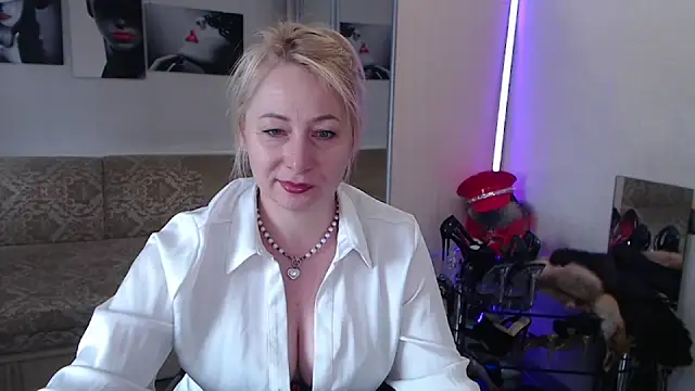 MistressMilfa online show from 02-14-26, 07:27